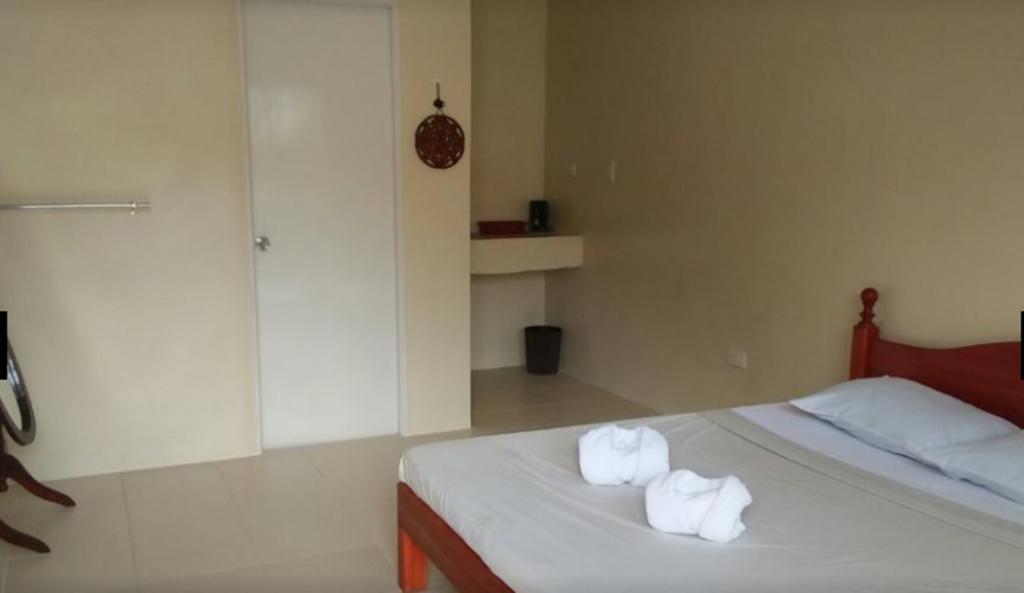 Anton'S Beach Resort Oslob Extérieur photo